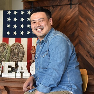 都築 亮平